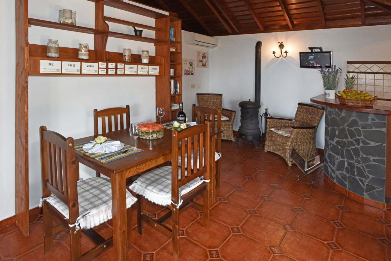 Vila Casa Antonia Tijarafe Exteriér fotografie